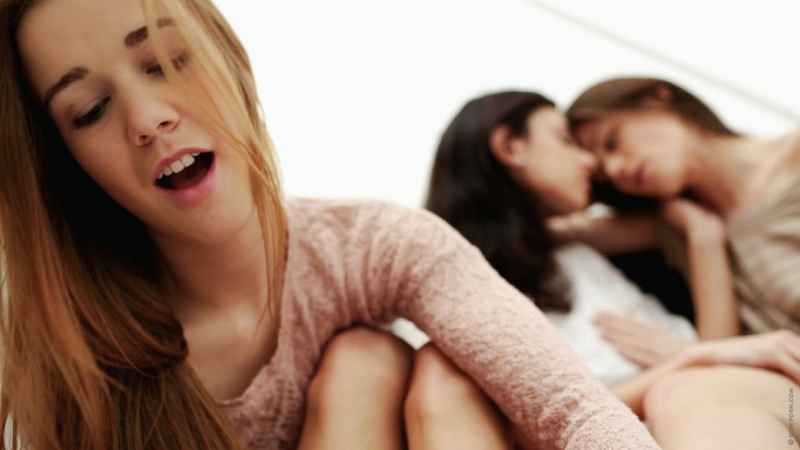 in 'Amateur Gfs Having Fun' via - 00 in 'Amateur Gfs Having Fun' via - 00